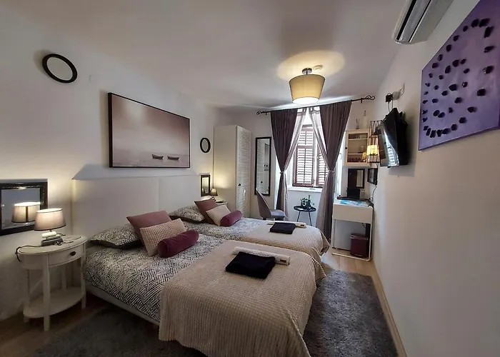 Apartment Agora