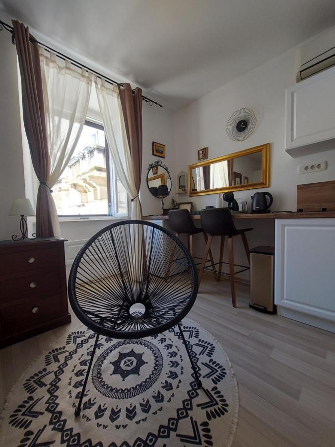 Apartment Agora