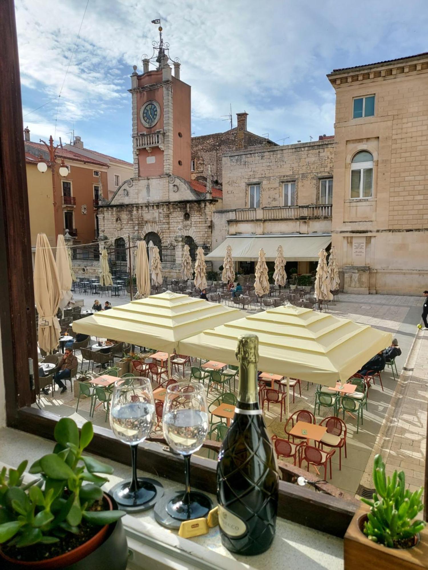 Agora Apartment