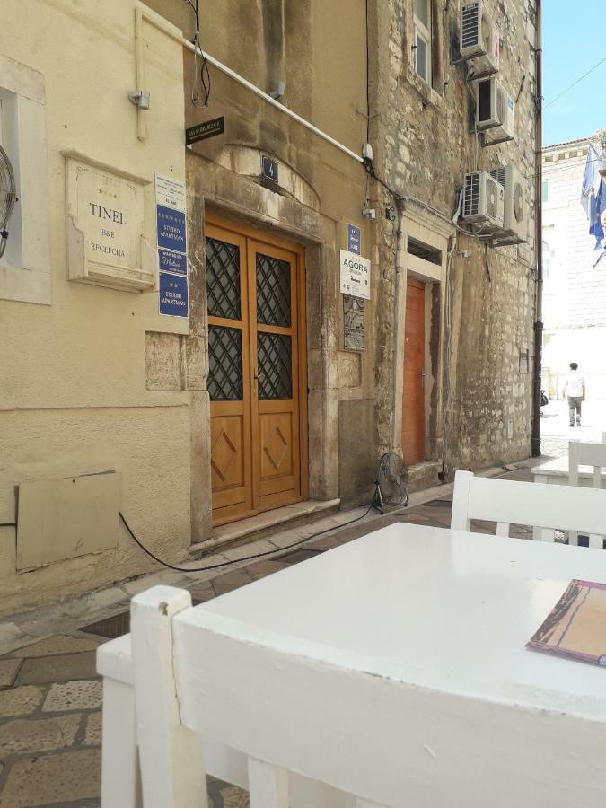 Agora Apartment *