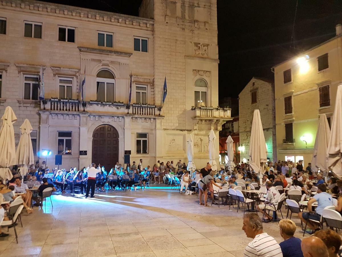 Agora * Zadar